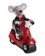 Souris sur vespa