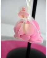 Sacs organza avec pétales - rose 7,5 cm x 10 cm 