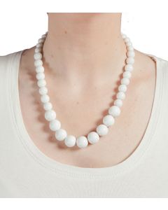 Collier de perles blanches