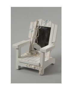 Chaise en bois avec miroir